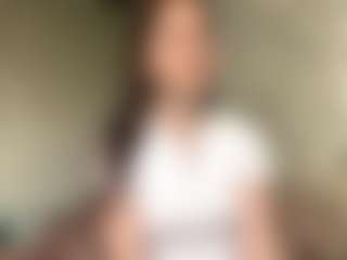 Live cam show with Jennie - New Shaved Pussy on Camming Site
