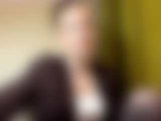 Live cam show with Jennie - Oil on Camsoda