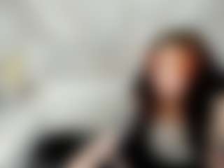 Show en direct avec KellyFoss - Brown Eyes Brown Hair sur Camsoda