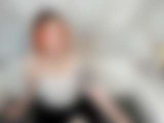 Live cam show with KellyFoss - College Teen (18+) on TottyGirls