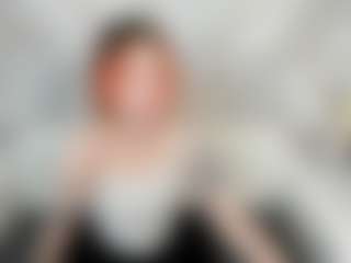 Live cam show with KellyFoss - New Bedroom on ObeyMaria