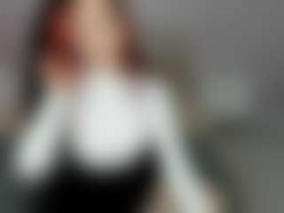 Live cam show with KellyFoss - Ass Bouncing on dropp.cam
