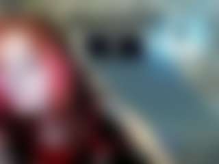 Live cam show with KellyFoss - College Mature on CamwithHer