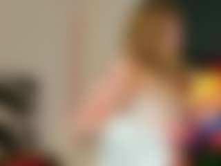Live-camshow met MarryMascola - Flashing op Camsoda