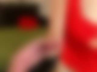 Live cam show with MarryMascola - Brown Hair Teen (18+) on Mixed Magazine Live