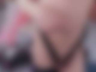 Live cam show with noah-cherry - Black Hair on Camsoda