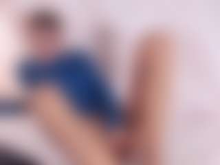 PeachMonroe's Live Sex Cam Show