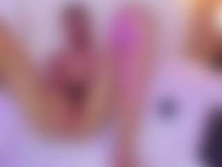 PeachMonroe's Live Sex Cam Show