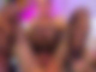 PeachMonroe's Live Sex Cam Show