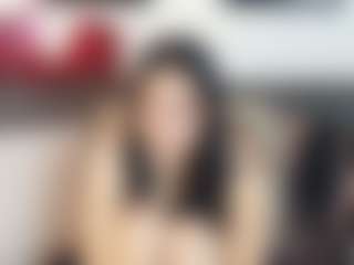 Live cam show with SAMYBROWM - New Teen (18+) on Camsoda