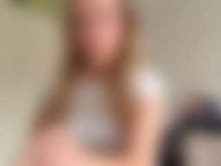 Live cam show with Kristina - New Teen (18+) on Camsoda
