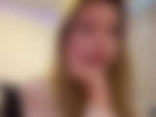 Live cam show with Kristina - Flashing on Camsoda