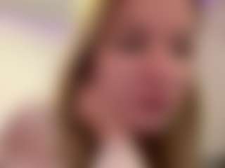 Live cam show with Kristina - Mask on Camsoda
