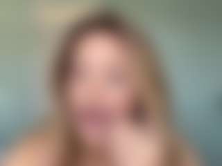 Live cam show with Sayla - Butt Plug on fuklive.com