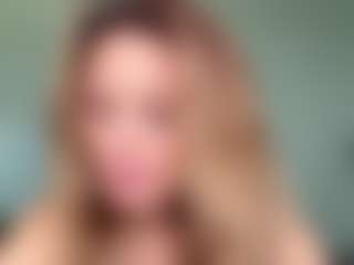 Live cam show with Sayla - Blonde Hair on dropp.cam