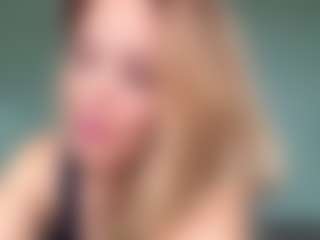 Live cam show with Sayla - Ass Clapping on livesuperchat.net