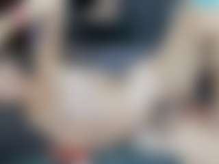 Live cam show with TennieWeill - Striptease on 1on1-livenow