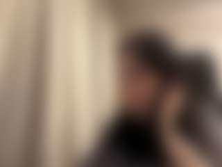 Live cam show with Carolina - Nipple Piercings on Streamer API