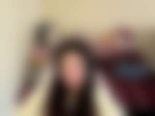 Live cam show with ValNemzin - Shaved Pussy on crypto-cams