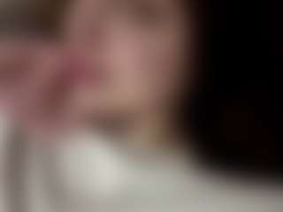 Live cam show with Olivia - Blue Eyes on CamwithHer