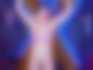 Show de cam en vivo con AiikoBdsm - Petite en Camsoda