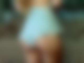 Aurelia-Thorn's Live Sex Cam Show