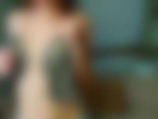 Aurelia-Thorn's Live Sex Cam Show