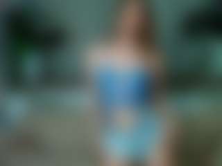 Aurelia-Thorn's Live Sex Cam Show