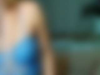 Live cam show with Aurelia-Thorn - Petite on StripNow