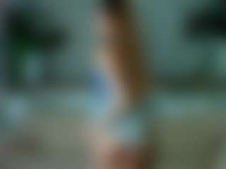 Aurelia-Thorn's Live Sex Cam Show