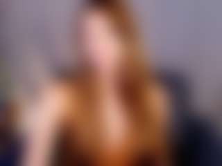 Live cam show with Aurelia-Thorn - Petite Teen (18+) on TottyGirls