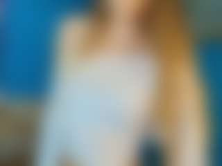 Live cam show with Aurelia-Thorn - Teen (18+) on Camsoda