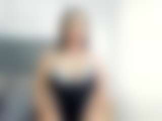 LiaHall's Live Sex Cam Show