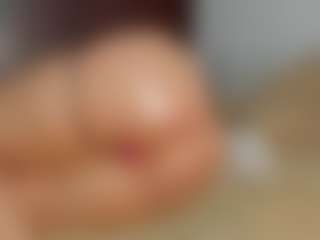 loreen22's Live Sex Cam Show