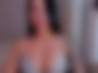 MiaBankss's Live Sex Cam Show