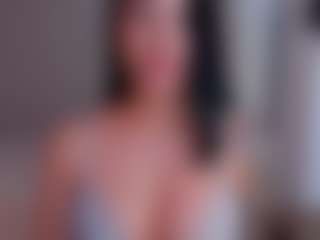 MiaBankss's Live Sex Cam Show