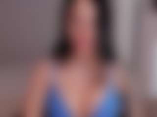 MiaBankss's Live Sex Cam Show