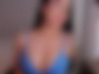 MiaBankss's Live Sex Cam Show