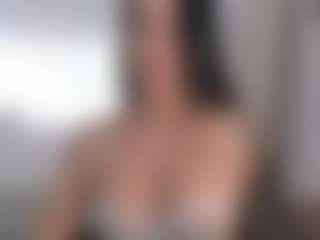 MiaBankss's Live Sex Cam Show