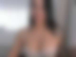 MiaBankss's Live Sex Cam Show