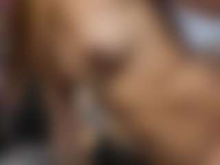 Naia-Bellemont's Live Sex Cam Show