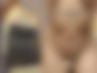 Naia-Bellemont's Live Sex Cam Show
