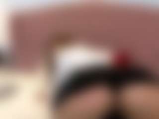 Live cam show with harleyxu - Blue Eyes on milfzrlive.com