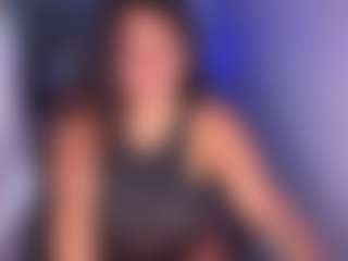 Karlathompson's Live Sex Cam Show