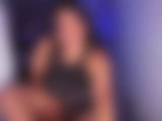 Karlathompson's Live Sex Cam Show