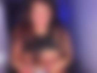 Karlathompson's Live Sex Cam Show