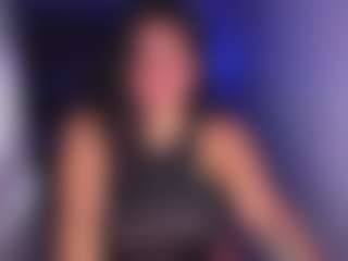 Karlathompson's Live Sex Cam Show