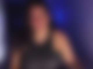Karlathompson's Live Sex Cam Show