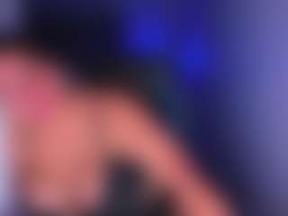 Karlathompson's Live Sex Cam Show