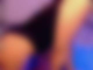 Mialunee's Live Sex Cam Show